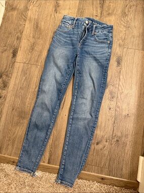 American Eagle Outfitters Light Blue Super High waisted Skinny Jeans